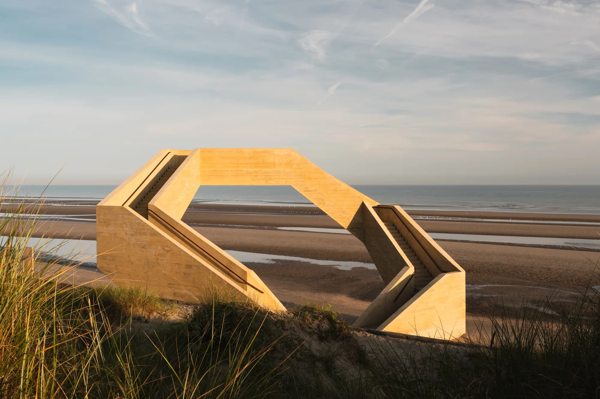 Duinen en zee in De Panne